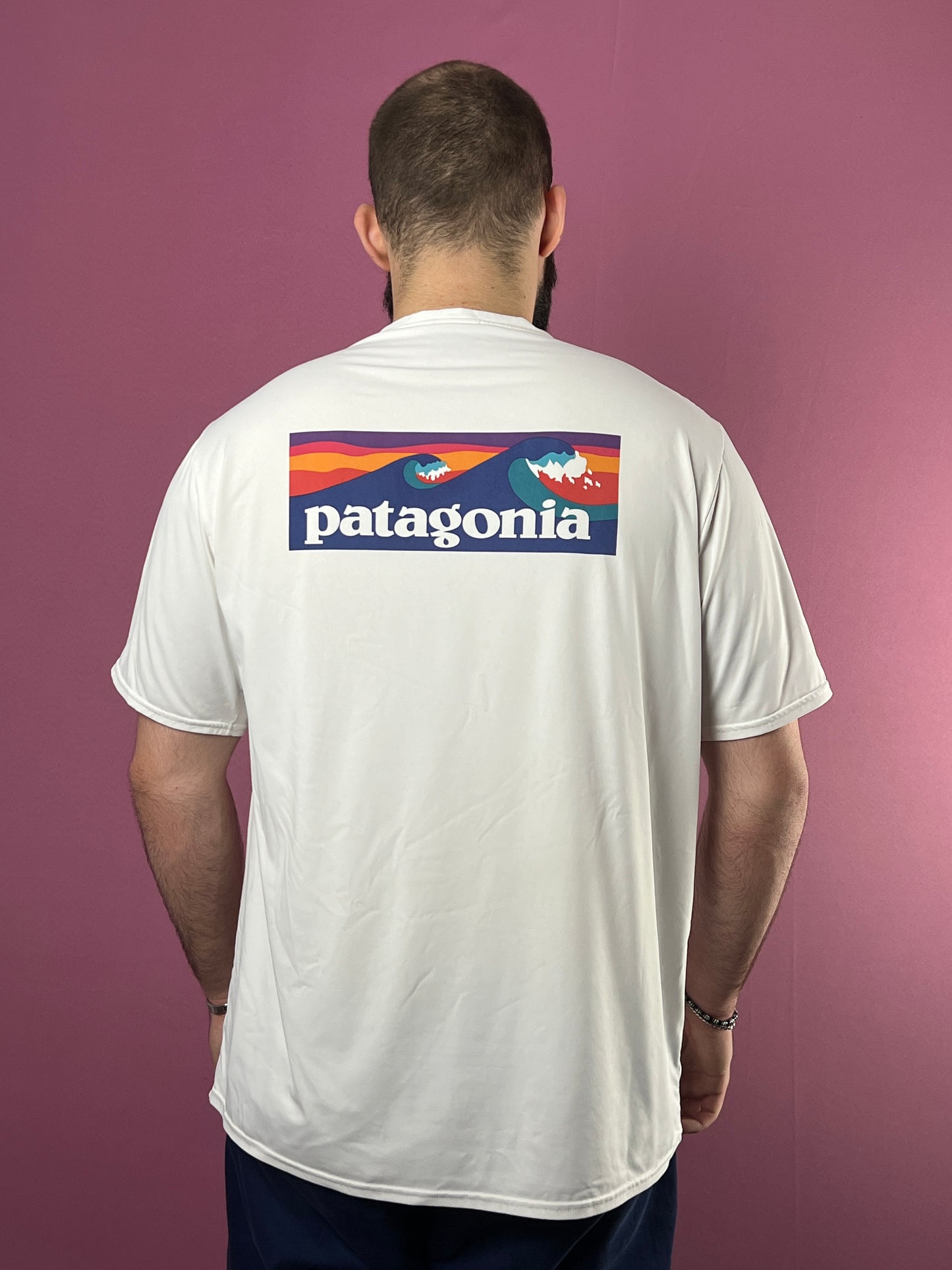 Patagonia Capilene Cool Daily Vintage Men's Performance Wave Logo Tee T-Shirt - XL White Polyester