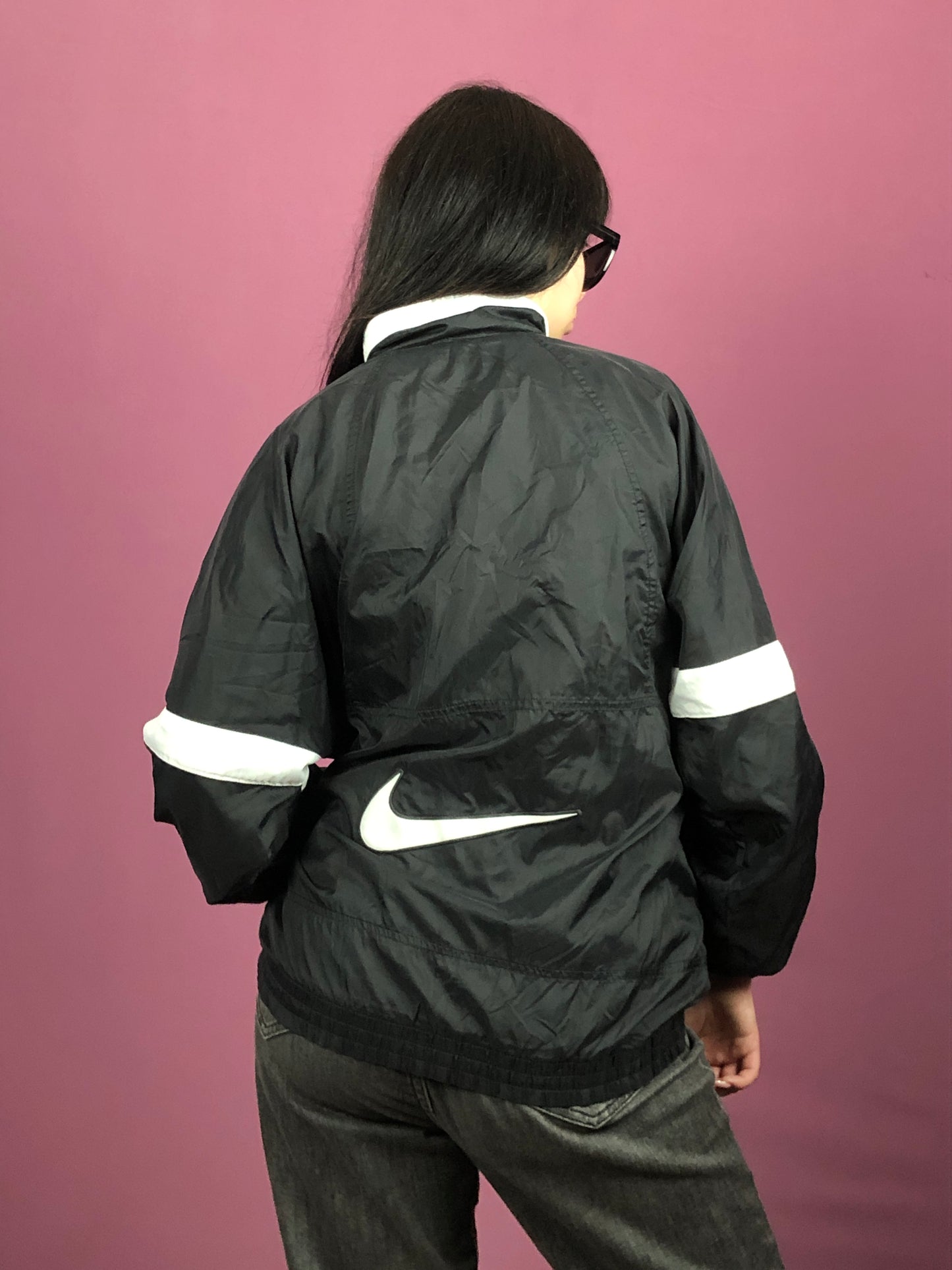 90s Nike Vintage Women's Windbreaker Jacket - Medium Black Nylon