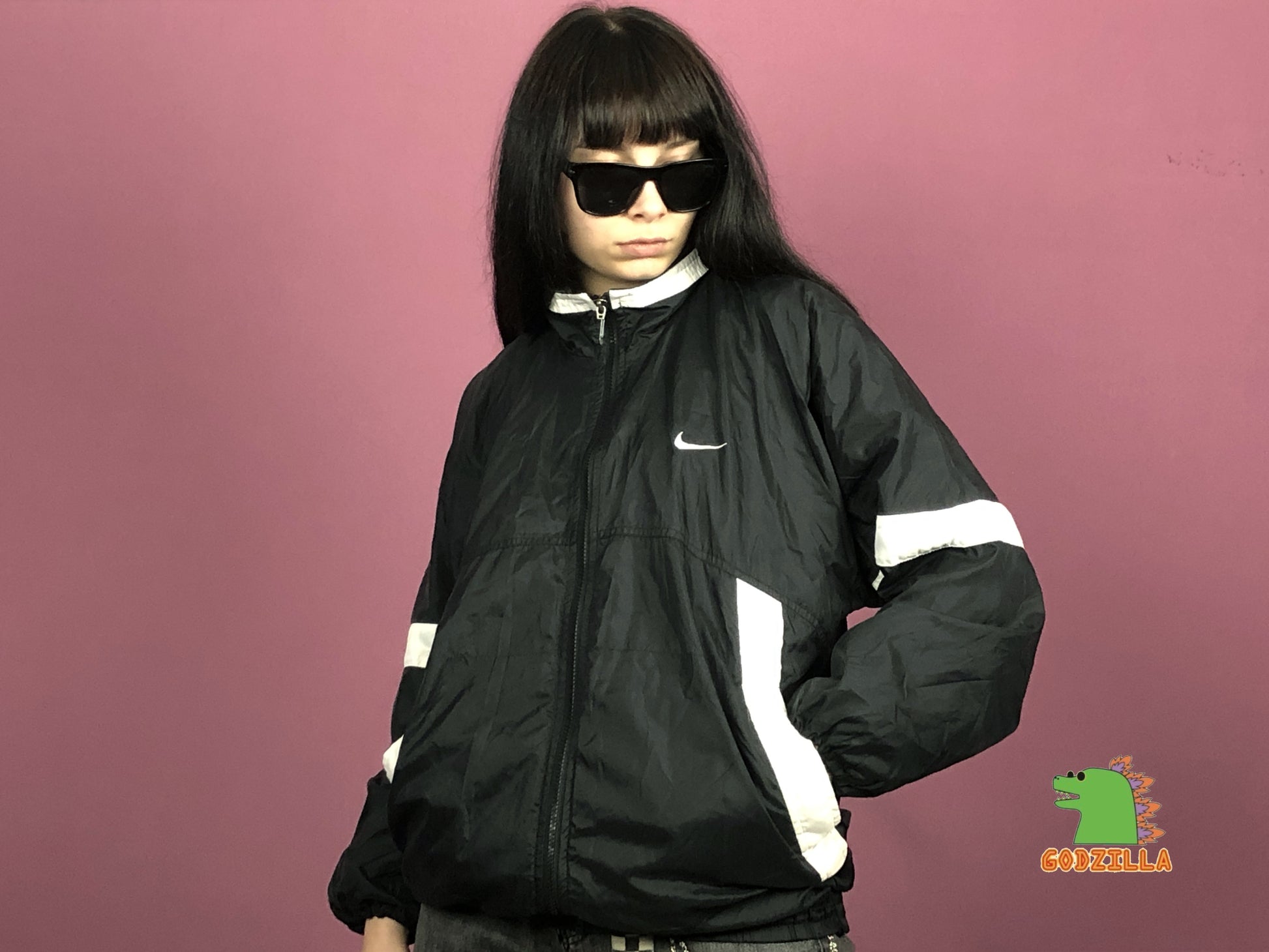 90s Nike Vintage Women's Windbreaker Jacket - Medium Black Nylon